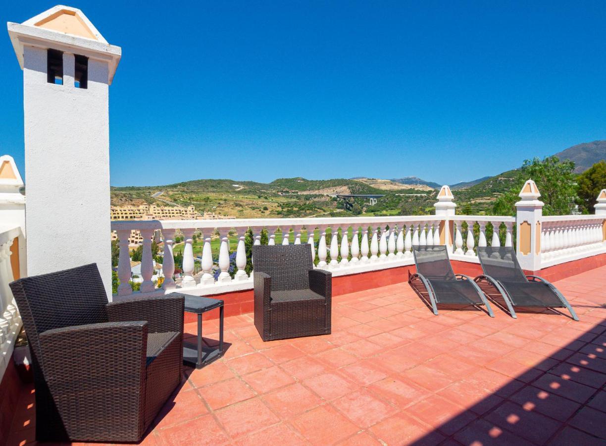 5 Beds With Private Pool Near - 5007 *